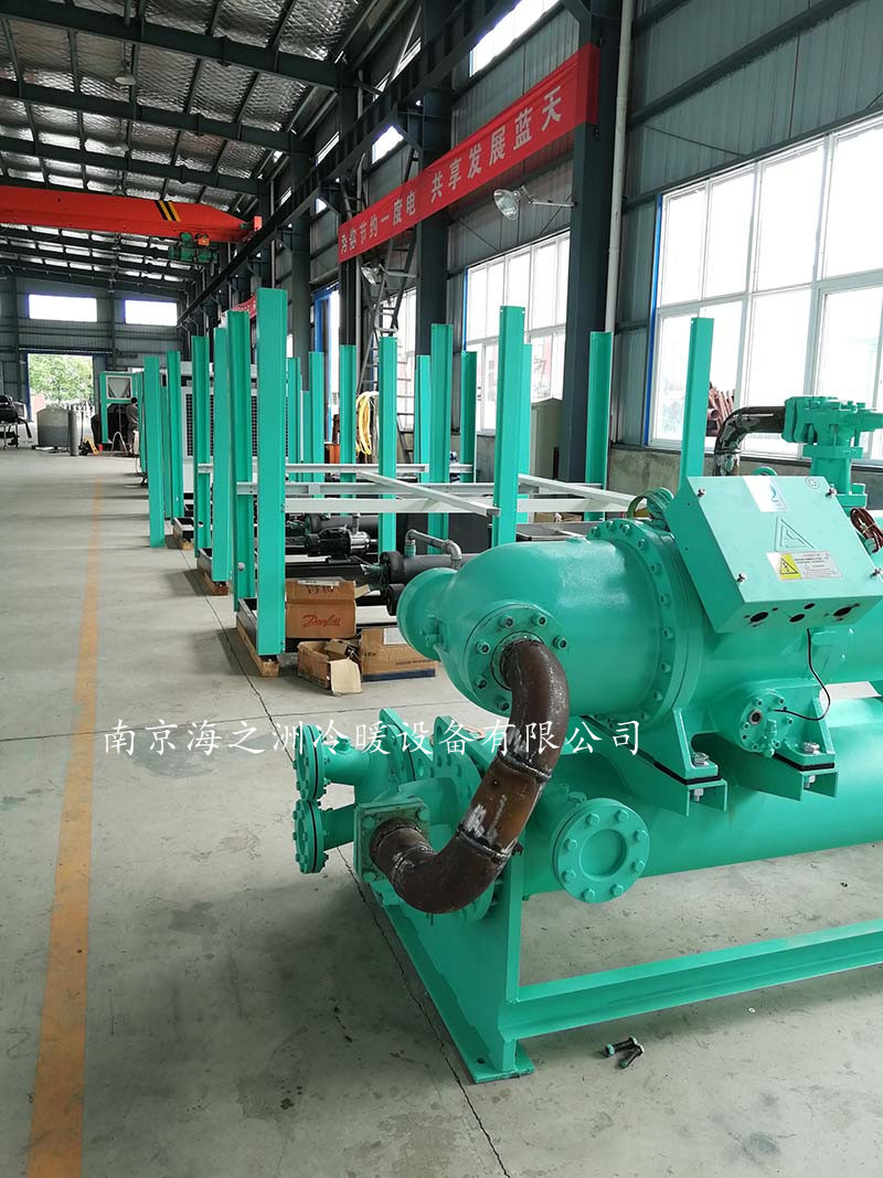 HZS系列水(shuǐ)地(dì)源熱(rè)泵機(jī)組