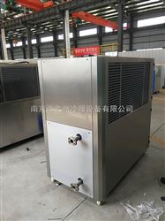 HZA-20ADZ型水(shuǐ)冷(lěng)工(gōng)業(yè)油冷(lěng)卻機(jī)組